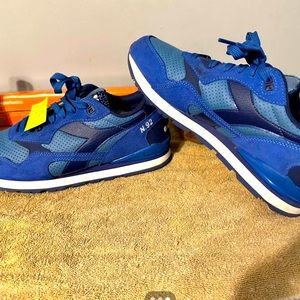 Diadora N.92 shade Captain Blue
